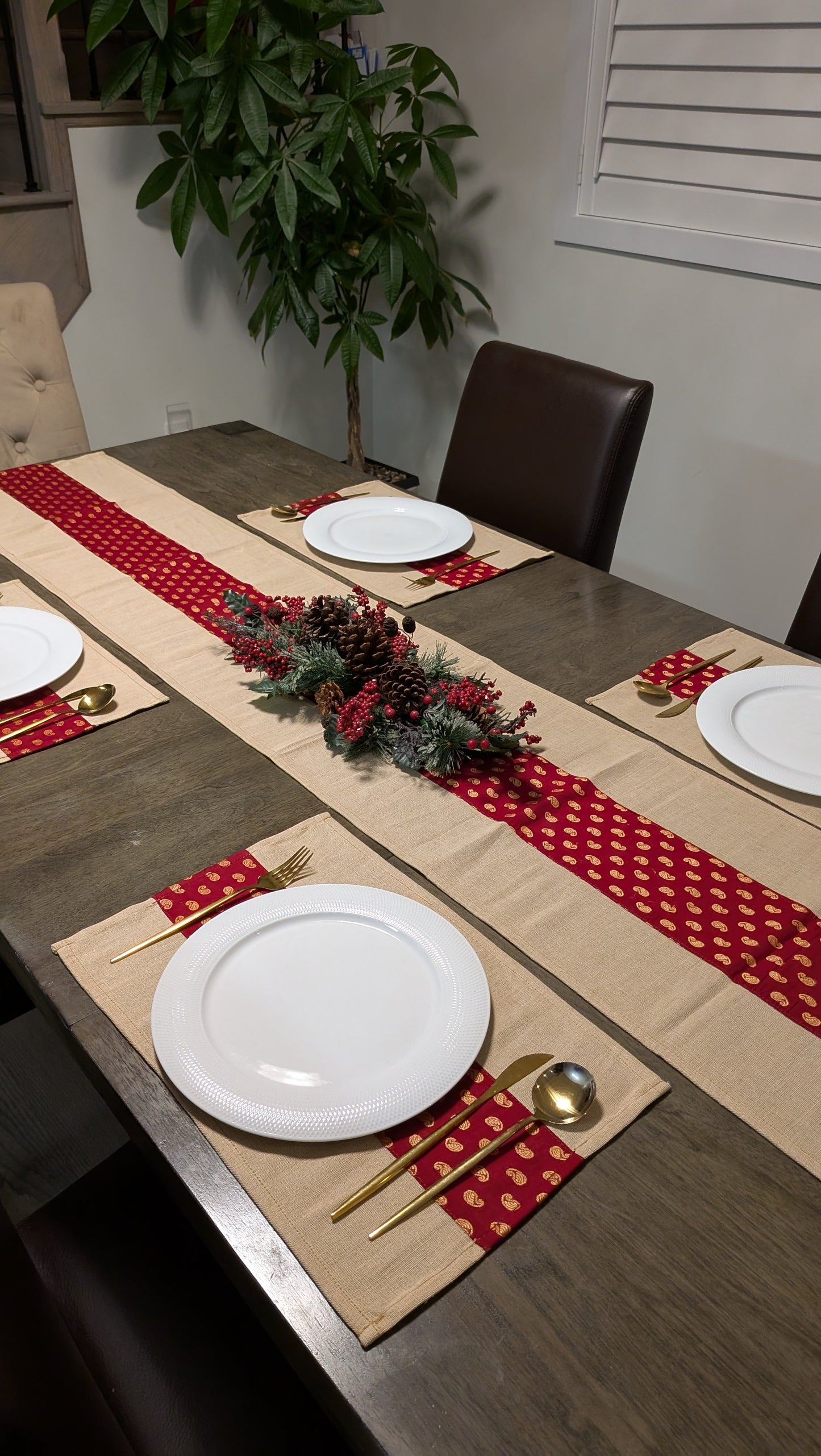 Table Runner - JUCO